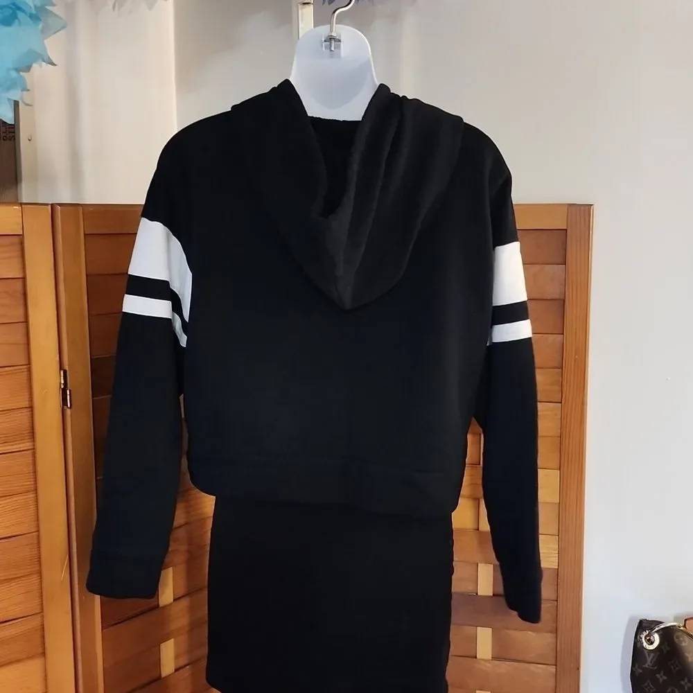 Forever 21 cropped hooded sweatshirt - Picture 3 of 8